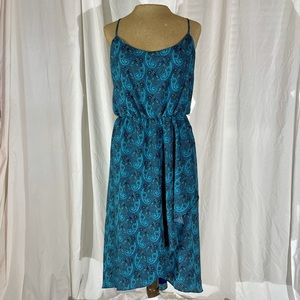 NWOT Daisy Fuentes Paisley Chiffon Midi Dress